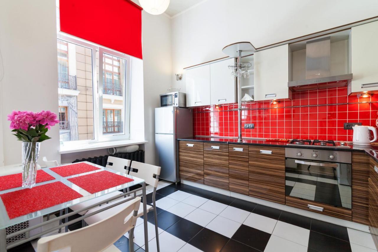 לבוב Modern Art-Deco Apartment מראה חיצוני תמונה