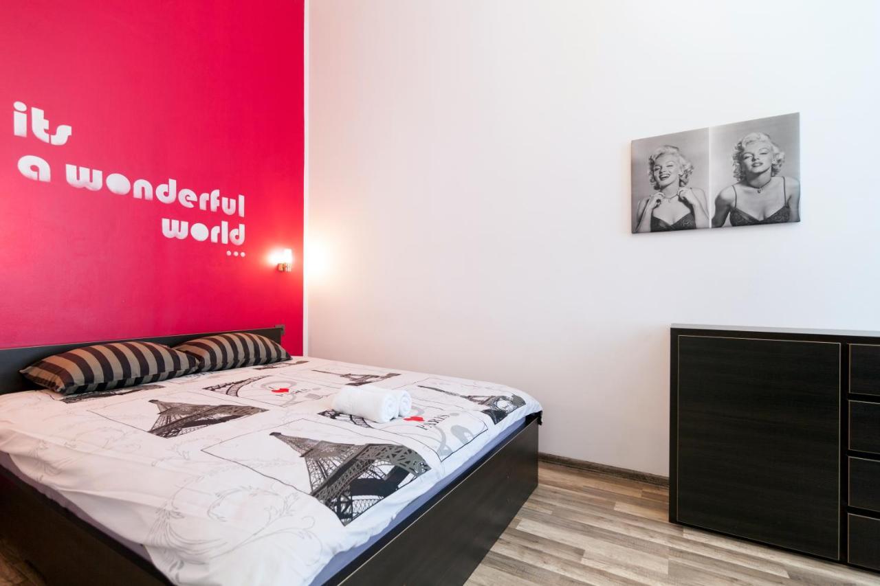 לבוב Modern Art-Deco Apartment מראה חיצוני תמונה